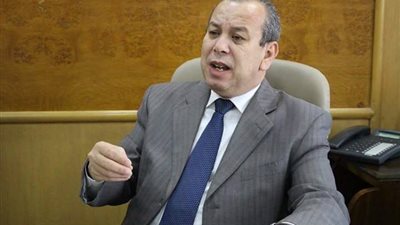 إصابة أسرة بحالة شبيهة بالتسمم بسبب وجبة سمك بدمياط