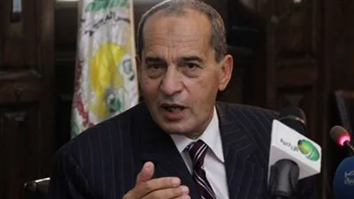 وزير الزراعة يستثني 13 قطعة من البناء على الأراضي الزراعية بدمياط 
