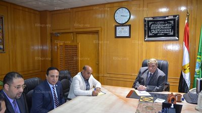 محافظ الإسماعيلية توصيل الغاز لـ 