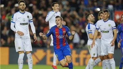 لوكاس ديني وألكاسير ينهيان نحس صفقات برشلونة