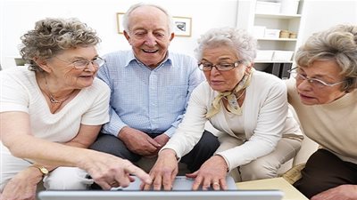 دراسة تكشف سبب المبالغة في الحرص عند كبار السن