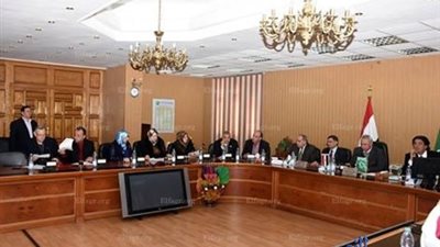 محافظ الشرقية يلتقي بنواب البرلمان لبحث مشاكل المواطنين (فيديو وصور)