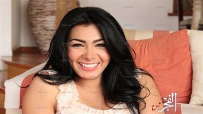 ميريهان حسين تتعاقد على مسلسل 