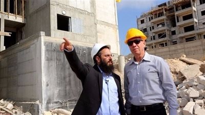 وزير الإسكان الإسرائيلي: سنواصل بناء المستوطنات