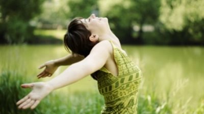 دراسة تؤكد أن التفاؤل يزيد فرص الحياة لعشرات السنين !