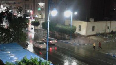 رعد وبرق وأمطار غزيرة وارتفاع في مستوى الأمواج بـ 