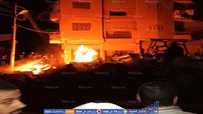 عاجل.. السيطرة على حريق ضخم إثر انفجار خط الغاز الطبيعي بالزقازيق (صور)