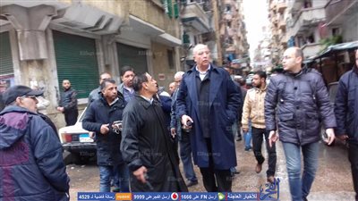 سكرتير عام محافظة الإسكندرية يتابع أعمال شفط تراكمات مياه الأمطار من الشوارع (صور)