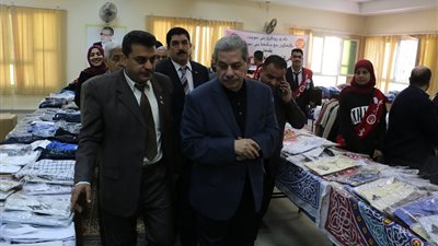 افتتاح المعرض الخيري السنوى للملابس بجامعة بني سويف