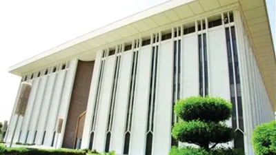 السعودية تكشف حقيقة إلغاء الإصدار الخامس لعملتها  