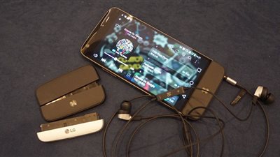 LG G5 يحصل على وصف ” الهاتف الأسهل للإصلاح في العام 2016 