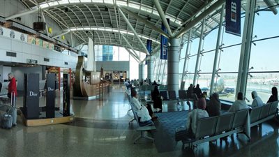 وفد روسي يتفقد الاجراءات الأمنية بمطار القاهرة