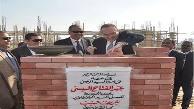 وضع حجر الأساس لوحدة مرور 