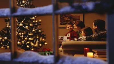 بعض النصائح لقضاء ليلة رأس السنة في المنزل والاستمتاع بها !