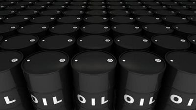 أسعار النفط تسجل تراجعا في تعاملات آسيا