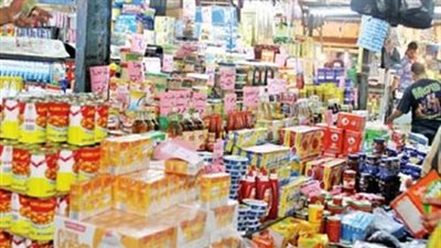 ضبط المسئول عن محل بقالة تموين بقليوب لاستيلائه علي السلع المدعمة وحجبها عن المواطنين 