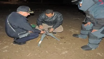 الاشتباه في جسم غريب أسفل سيارة بفيصل.. و