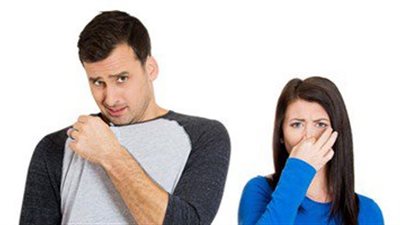 الطبيعى يكسب.. استبدل مزيلات العرق وكريمات الترطيب بمواد طبيعية