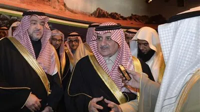 أمير تبوك: لم ولن تكون المساجد مكانًا لنشر الأيديولوجيات والأفكار الخاصة بصاحبها