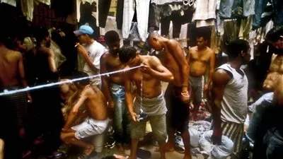 حركة عصيان لحرب عصابات تنتهي بمقتل 56 سجيناً ذبحاً بالبرازيل !