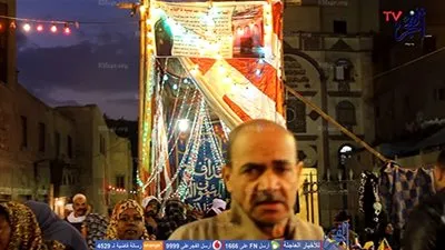 أكل وشرب ومدح.. مدد يا 