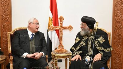 رئيس الوزراء ووزيرا الخارجية والري يقدمون التهئنة بالعيد