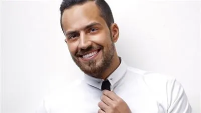 طارق الأطرش يعيد غناء فلكلور جبل العرب (فيديو)