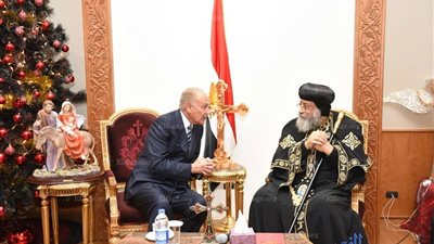 الأمين العام لجامعة الدول العربية فى الكاتدرائية للتهنئة بالعيد