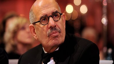 البرادعي أيقونة الدمار.. نشطاء يكثفون الهجوم على 