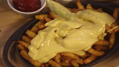 طريقة تحضير البطاطس بالجبن (فيديو)