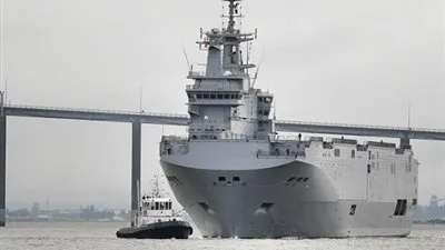 ميسترال أنورالسادات.. 11 معلومة عن حاملة المروحيات العملاقة.. 