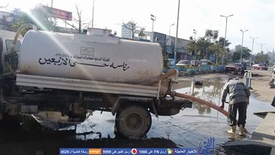 كسر خط مياه شرب أمام مبنى رئاسة 