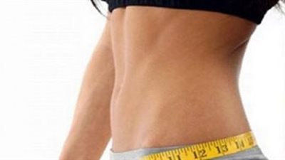 خطوات تساعِدك علي الحصول علي بطن مشدود مسطح !