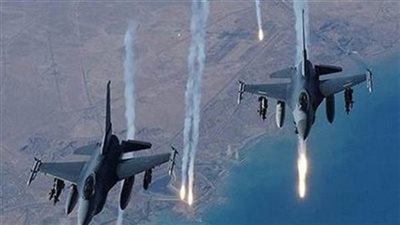 عاجل.. قتلى وجرحى جراء قصف طائرات مجهولة قرية خشام بسوريا 