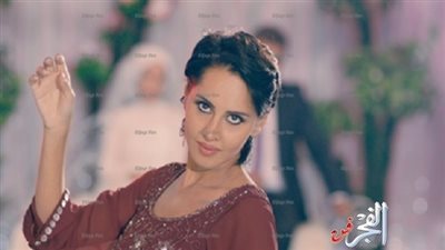 ياسمين رئيس تتعاقد على 