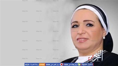 انتصار السيسي تزور نادية لطفي في المستشفى (صورة)