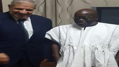 رئيس غانا يستقبل إبراهيم محلب في منزله