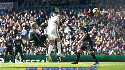 الدوري الإسباني.. ريال مدريد يكتسح غرناطة بخماسية ويعادل رقم برشلونة القياسي (فيديو)