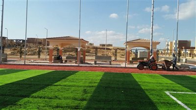 مدينة الفيوم: الانتهاء من تشطيب مدرسة ثانوية و4 ملاعب خماسية وثلاثية قريبًا