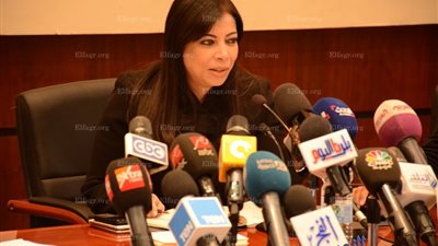 خورشيد: الحكومة لا تعمل في جزر منعزلة