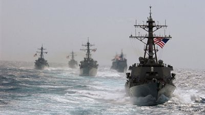 عاجل.. البحرية الأمريكية تطلق النار على زورق إيراني في مضيق هرمز