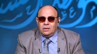 مبروك عطية: 