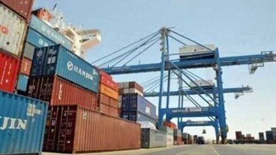 ميناء الزيتيات يستقبل 5 آلاف طن بوتاجاز