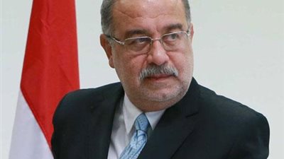 رئيس الوزراء يُشدد على المحافظين بمتابعة الأسواق وضبط أسعار السلع الغذائية 