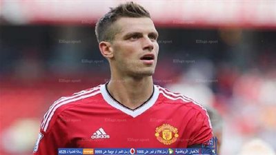  إيفرتون يتعاقد مع متوسط مانشستر يونايتد