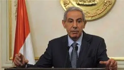 وزير التجارة يصدر قراراً بتحديد شروط الترخيص باستيراد السلع الزراعية الاستراتيجية