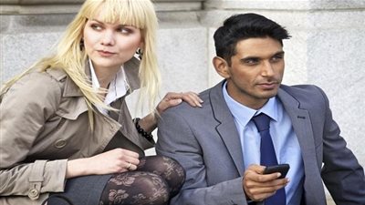 تعرف على سر انجذاب الرجل العربي للمرأة الشقراء! 