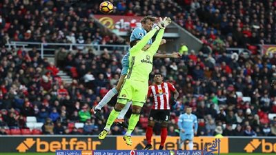 كراوتش يضرب شباك سندرلاند بهدف من الدور العاشر (فيديو)