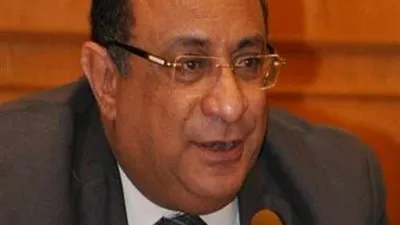 تعليق رئيس جامعة حلون على انتحار طالب من أعلى مبنى المدينة الجامعية 