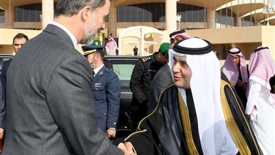 الملك فيليب السادس يغادر الرياض